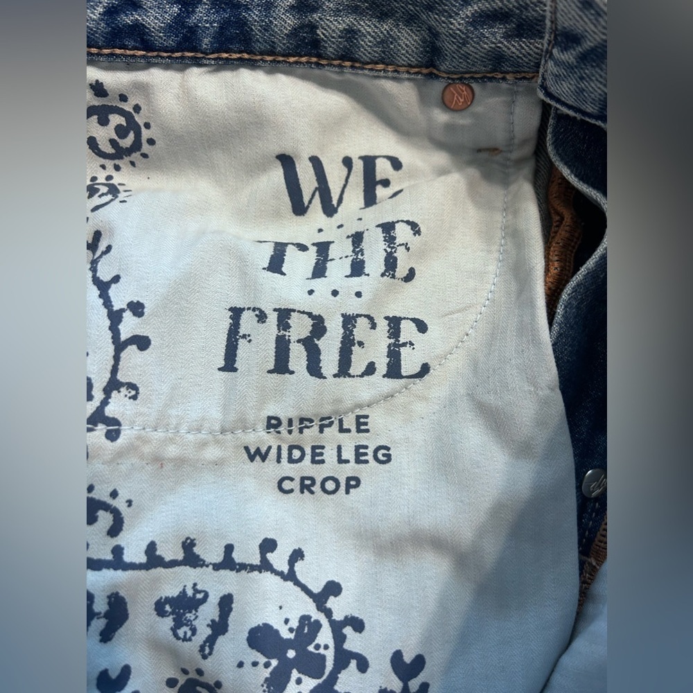 NEW Free People, We The Free, Ripple Wide-Leg Pieced Cropped Jeans - Picture 8 of 12